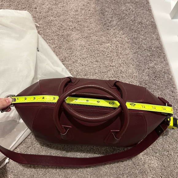 Givenchy Antigona Handbag in Oxblood - Picture 10 of 11
